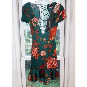 Prettylittlething dress with tags